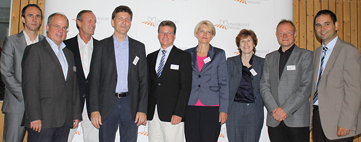 Symposium "Lernen und Erfahren durch ganztägige Bewegung" Symposium "Lernen und Erfahren durch ganztägige Bewegung"